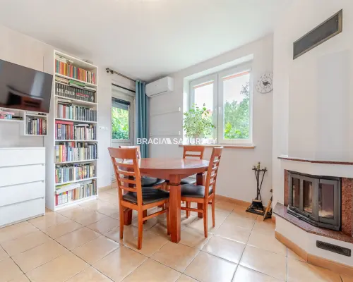 3 pokoje z ogrodem 130 m² i kominkiem