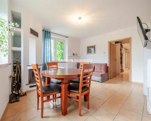 3 pokoje z ogrodem 130 m² i kominkiem