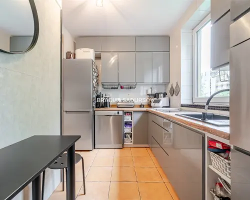 3 pokoje z ogrodem 130 m² i kominkiem