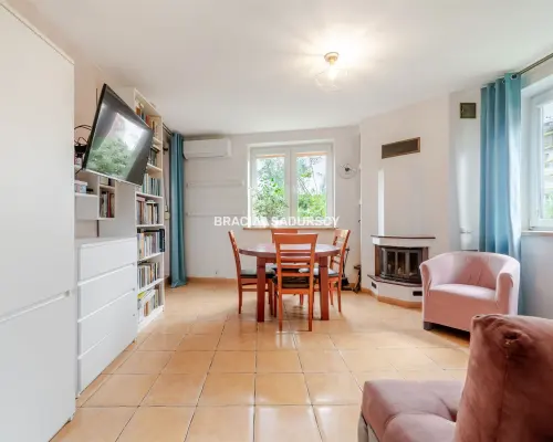 3 pokoje z ogrodem 130 m² i kominkiem