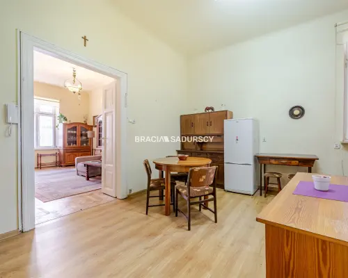 Mieszkanie w Kamienicy 58,6m2 z piwnicą 18m2