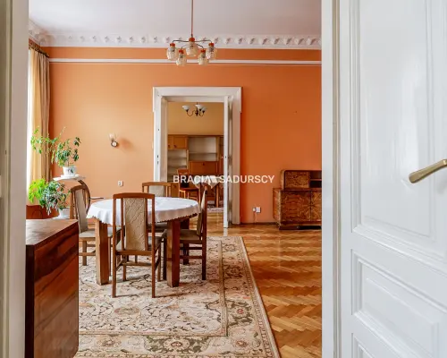 Stare Miasto | Zwierzyniecka | 91 m² | Kamienica