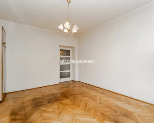Przestronne 2 pokoje na 1. piętrze | Krowodrza