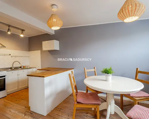 2 pokoje 57,5 m² w kamienicy | Brodowicza