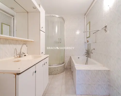4 pok | Balkon | Do remontu