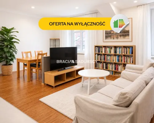 Jasne przestronne mieszkanie w centrum miasta.