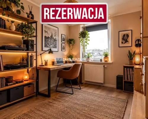 Dwupoziomowe mieszkanie z tarasem i balkonem.