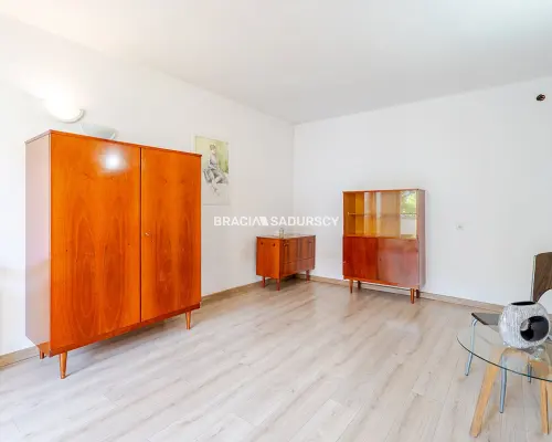 Klimatyczne 38,86 m² z loggią w sercu Podgórza.