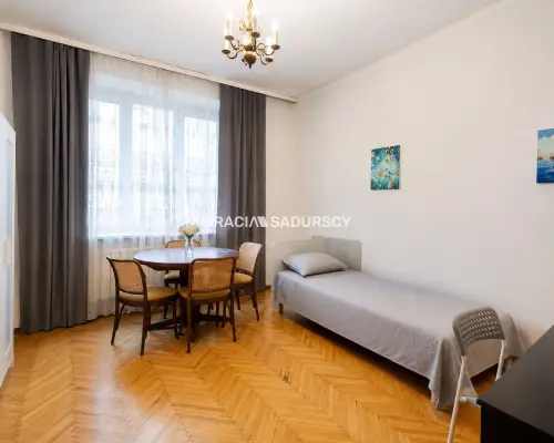 INWESTYCJA DO REMONTU |3 POKOJE | 62 m²| KLEPARZ |
