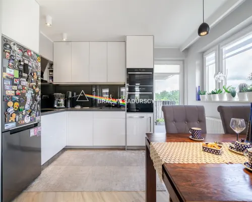 2 pokoje 50 m² garderoba garaż Kliny