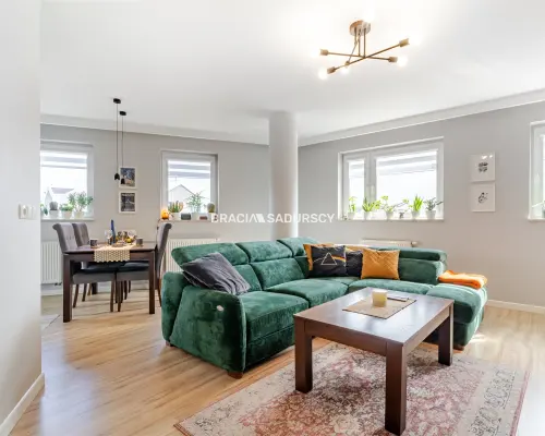 2 pokoje 50 m² garderoba garaż Kliny