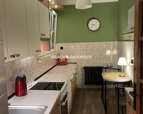 Nowa Huta, os. Spółdzielcze. Mieszkanie 2 pokojowe z osobną kuchnią i balkonem - 51,59 m 2 .   Mieszkanie usytuowane n