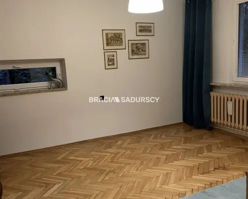 Nowa Huta, os. Spółdzielcze. Mieszkanie 2 pokojowe z osobną kuchnią i balkonem - 51,59 m 2 .   Mieszkanie usytuowane n