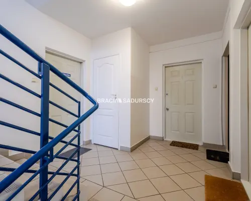 2 pok z duża kuchnią i balkonem ul. Szuwarowa