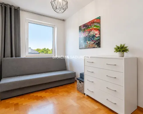 2 pok z duża kuchnią i balkonem ul. Szuwarowa