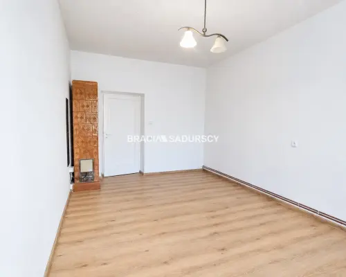 Przytulna kawalerka z dużym balkonem - Łokietka