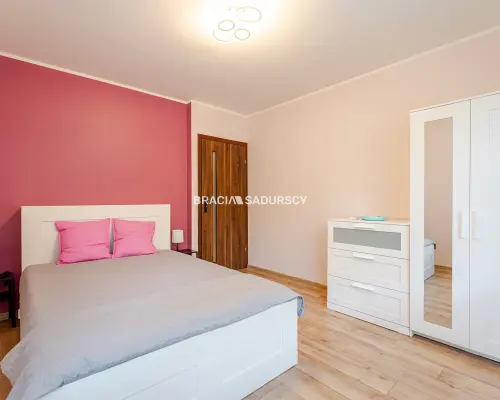 Przestronne, 3-pokojowe mieszkanie ul. Bajeczna