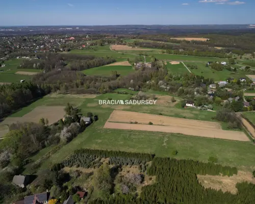 Płaska działka 2,21ha | Inwestycja | Natura