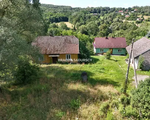 Budowlana działka w Golkowicach, Prąd, gaz, woda