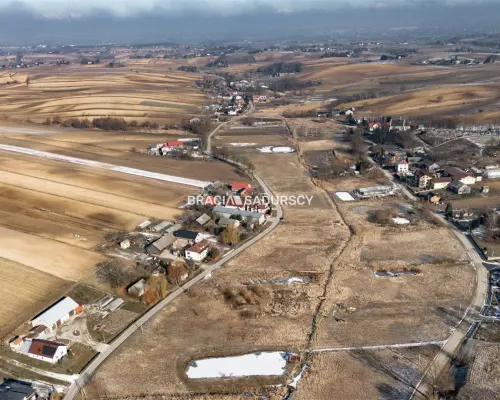 Budowlana, płaska, dojazd 25 min do Krakowa!