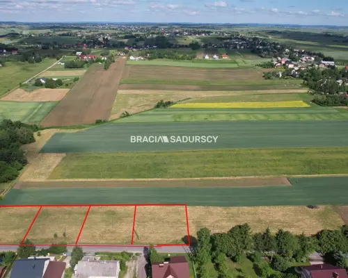 Działki budwlane o pow.  900 m2 w Jerzmanowich