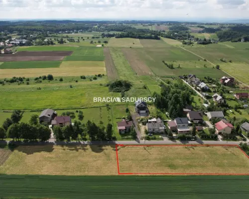 Działki budwlane o pow.  900 m2 w Jerzmanowich