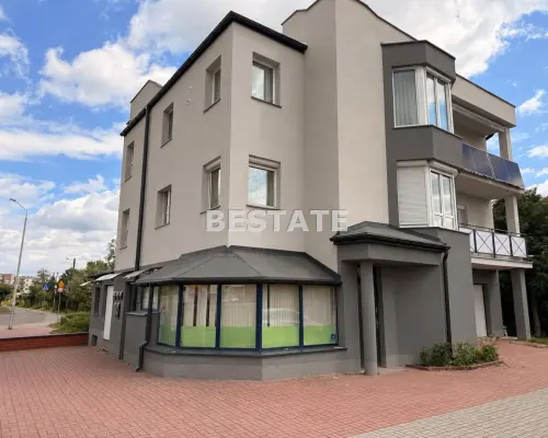 Przestronny lokal 59,60m2 parter + garaż, Bugaj
