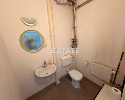 Przestronny lokal 59,60m2 parter + garaż, Bugaj