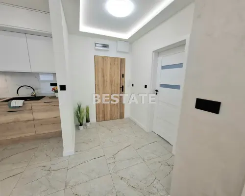 Apartament wykończony "pod klucz", parking