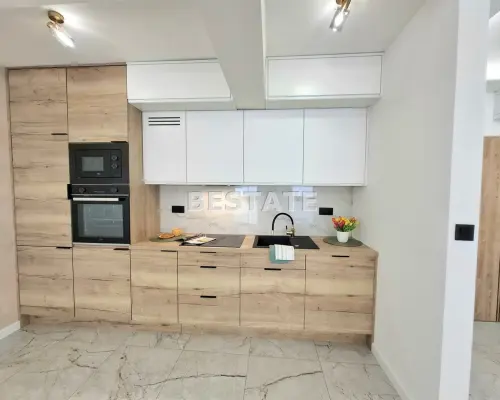 Apartament wykończony "pod klucz", parking
