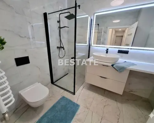 Apartament wykończony "pod klucz", parking