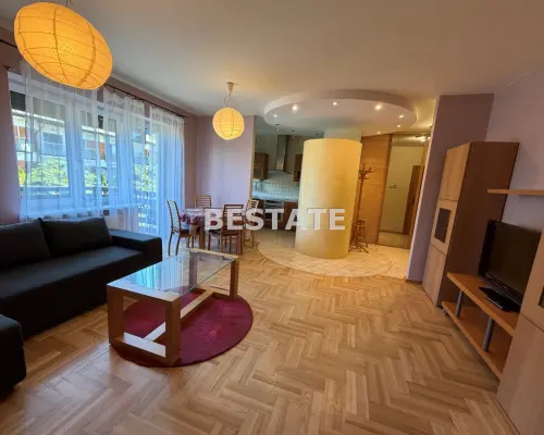 Apartament z ogródkiem i tarasem, Smulsko