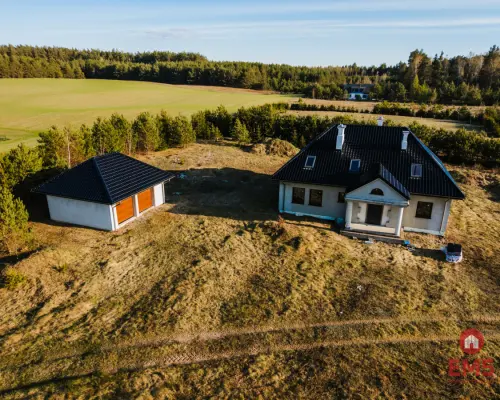 Dom 190 m² w stanie surowym – duża działka 5000 m²