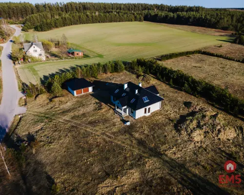 Dom 190 m² w stanie surowym – duża działka 5000 m²