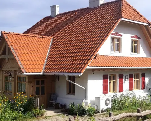 Rustykalna enklawa nad jeziorem Pobondzie