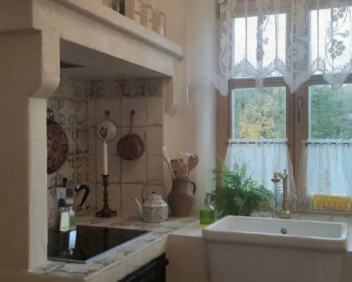 Rustykalna enklawa nad jeziorem Pobondzie