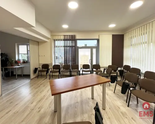 Ładny lokal 66 m2, parter. Polecamy