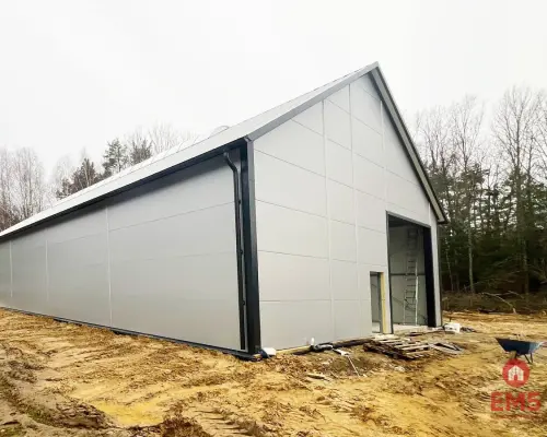 Hala pod miastem 150-350 m2