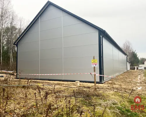 Hala pod miastem 150-350 m2