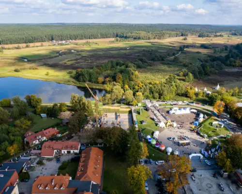 Supraśl. Lokale w centrum uzdrowiska.