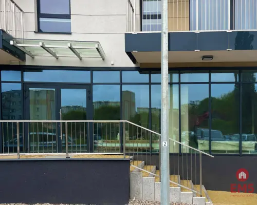 Nowy lokal 54m2 parter, centrum