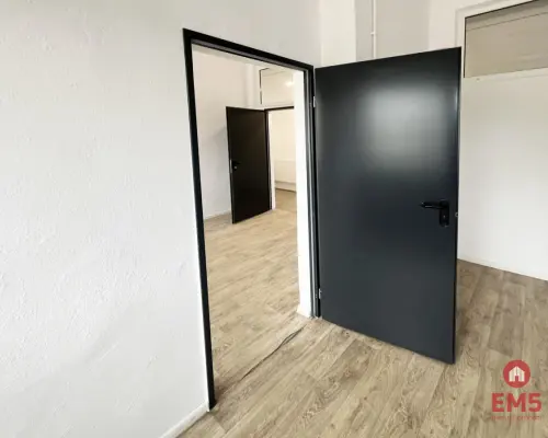 Hale produkcyjne, magazyny, biura