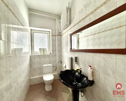 Lokal użytkowy 240 m2 parter