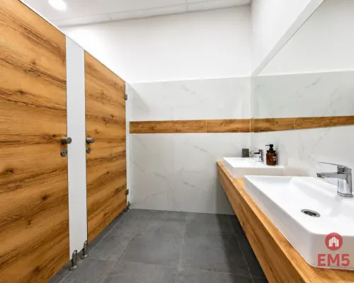 Lokal użytkowy 200 m2. Fitness, zajęcia ruchowe.