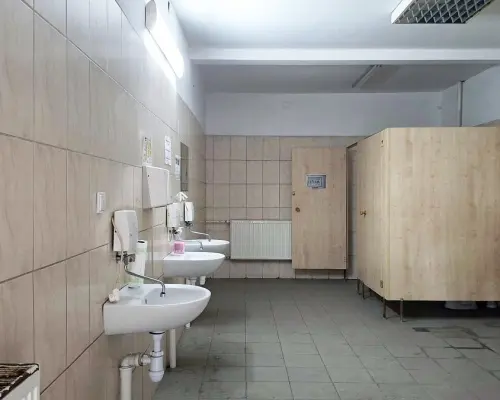 Hala-magazyn z rampą 1200 m2