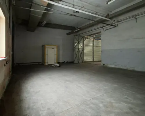 Hala-magazyn z rampą 1200 m2