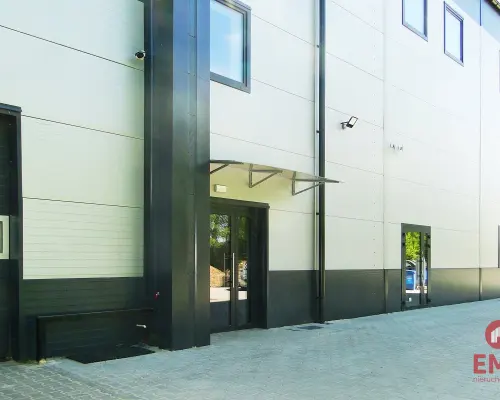 Budynek 1400 m2. Szkoła, fitness, gabinety