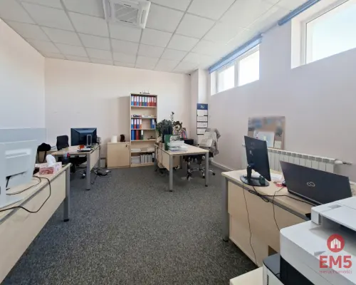 Lokale biurowe 50-100 m2