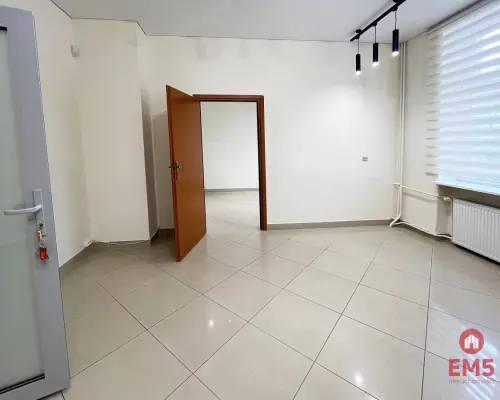 Centrum,  lokal 45 m2 I piętro.
