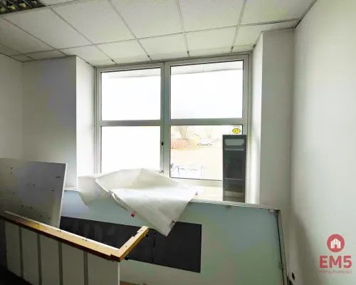 Praktyczny, niewielki lokal użytkowy